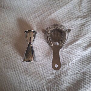 cocktail strainer and double sided shotglass